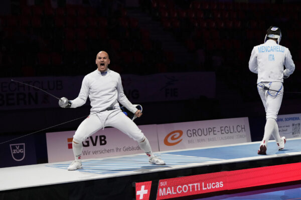 LPG09461 Bern 22-24 May 2026
World Cup - Men’s Epee
In photo: MALCOTTI Lucas SUI vs MENCARELLI Simone ITA
Photo Luca Pagliaricci/Bizzi Team FIE